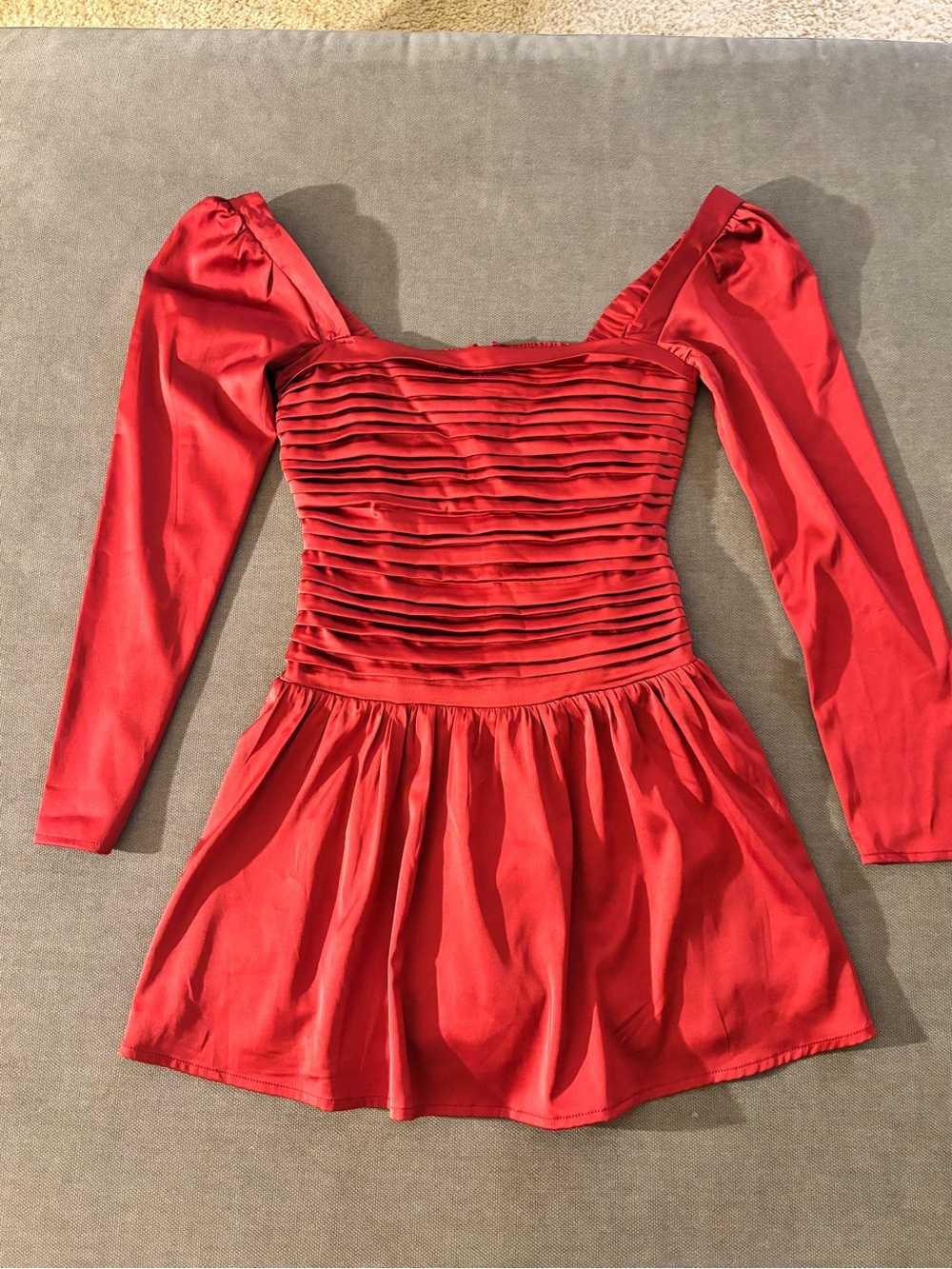 Abercrombie & Fitch Red Long-Sleeve Pleated Bodice Fit-and-Flare Dress